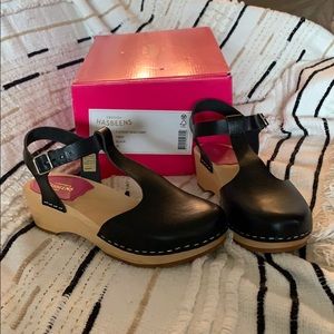 *NEW* SWEDISH HASBEENS T-Strap Debutant Clogs